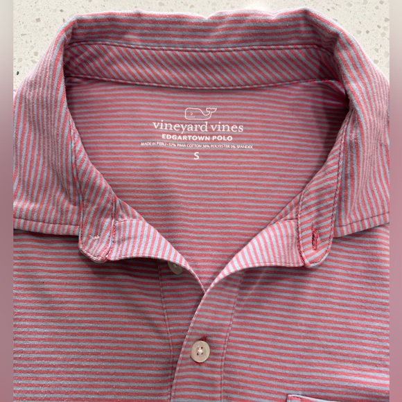 Vineyard Vines Men’s Edgartown Polo in red and grey - Picture 3 of 5